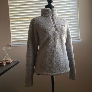 Patagonia teddy bear pullover